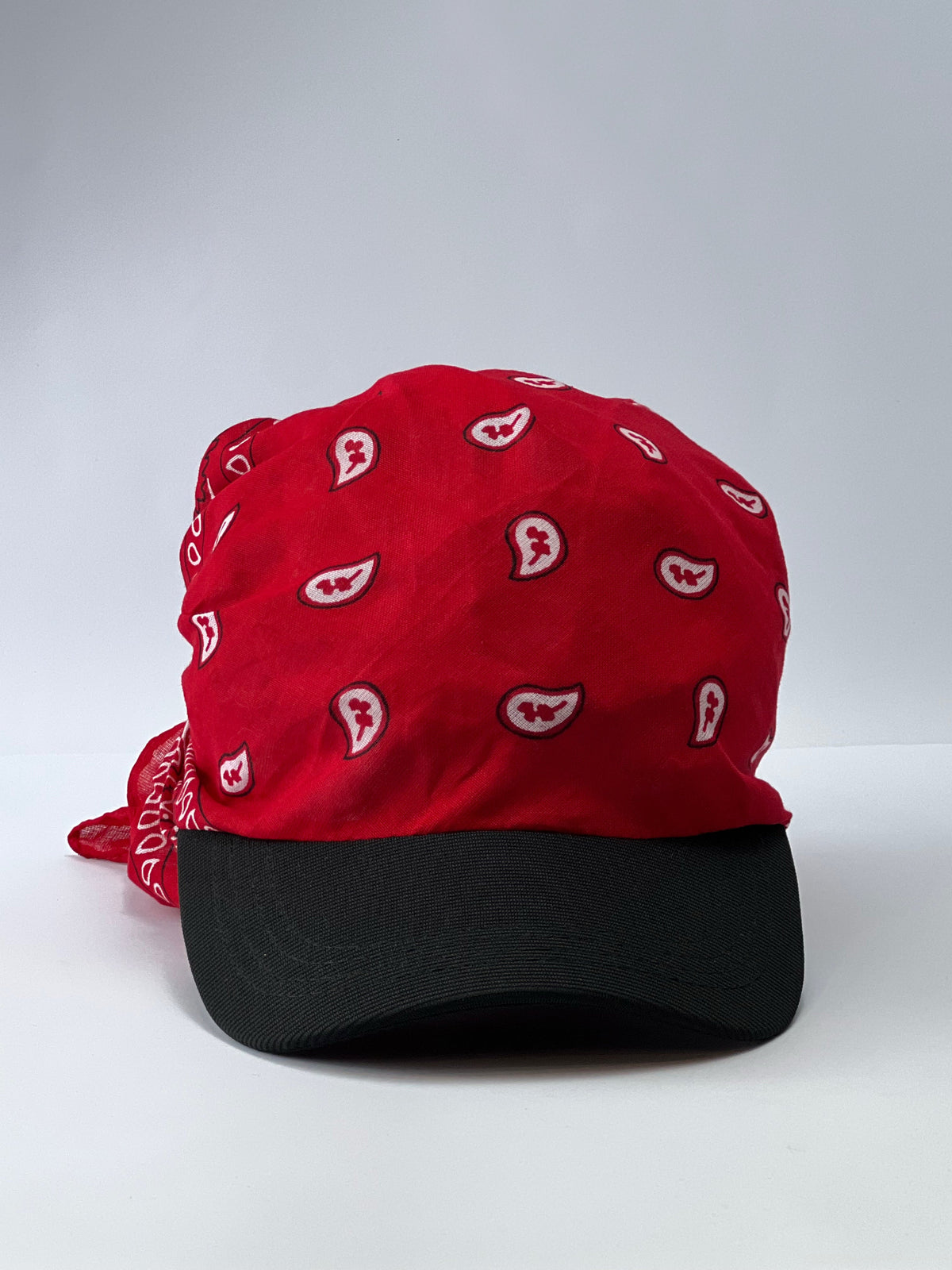 Crimson Rogue bandana cap (Brimdana) in red paisley